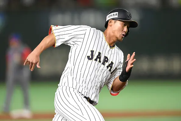 中田翔、50足ものスニーカーコレクションを公開 | SPREAD