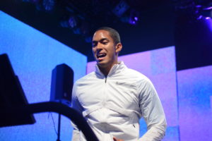 ケンブリッジ飛鳥、一般イベントで全力疾走しすぎて「キツい...。助っ人が欲しいです」