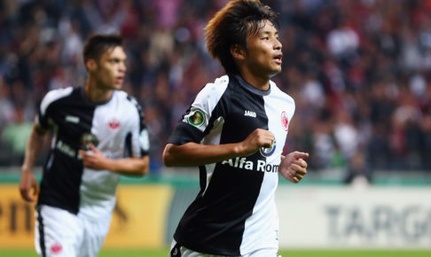 レアル所属・中井卓大くん、身長高くなりすぎ！？乾貴士が2ショットを公開