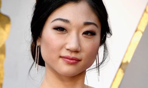 長洲未来がアイスショー出演者達と京都観光…本田真凜・望結との3ショットも公開