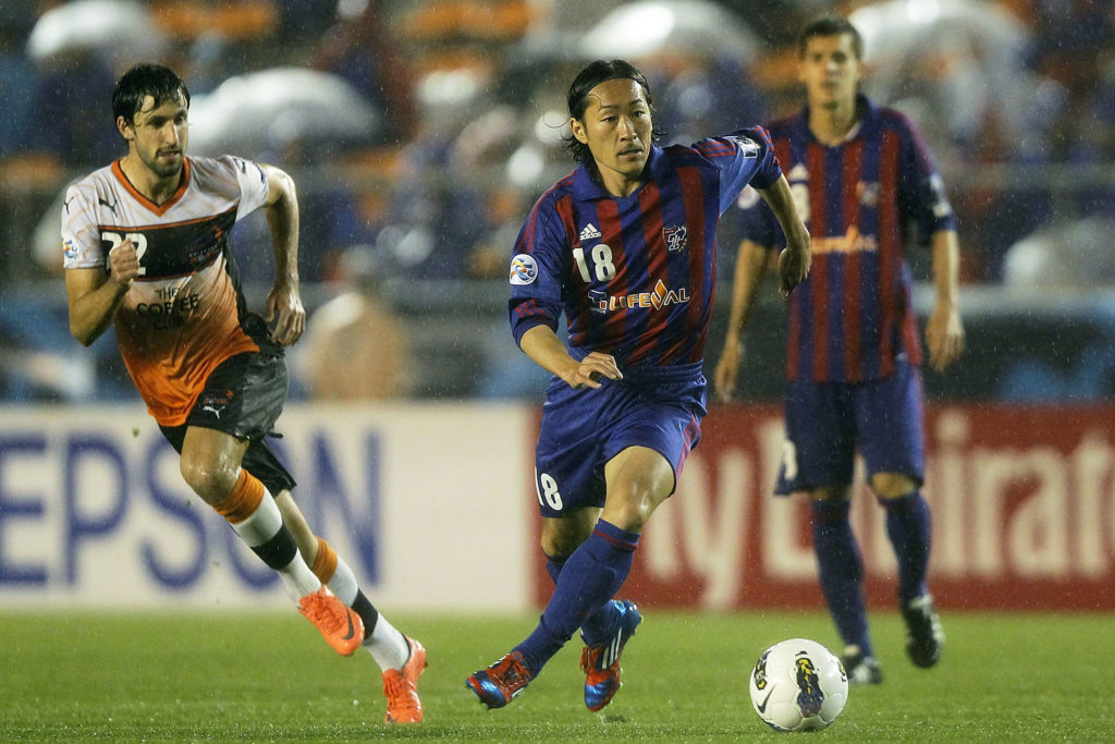 石川直宏の車にスパイが侵入？「助けてドロンパ」