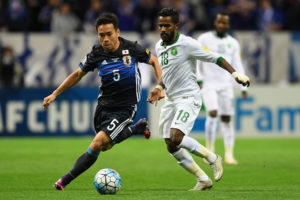 長友佑都、トルコの塩振り料理人を完璧にマネる…「塩のかけかた男前やろ」