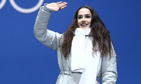 フィギュア・ザギトワ、日本好きになったきっかけにメドベージェワの存在？独占インタビューが「AERA」で掲載