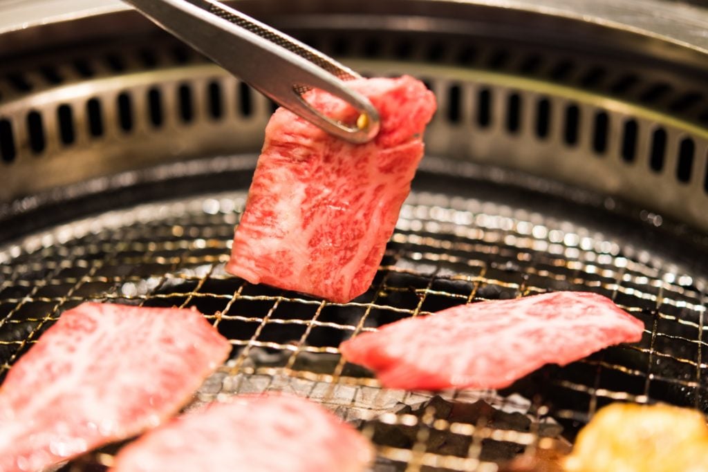 お寿司大好きな日ハム・レアードも大満足！野球選手にファンが多い焼き肉店