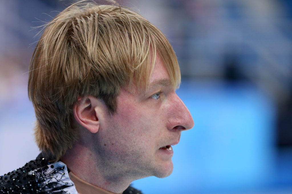 氷上の皇帝・プルシェンコ、今度は"芝上"の皇帝に？ゴルフ場でのオフショットを公開