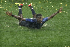 フランス代表ポグバが陽気すぎる！「ポグバ　薬」という検索予測まで…？