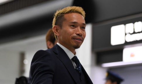 長友佑都、三瓶も含めた“チーム長友”写真を公開