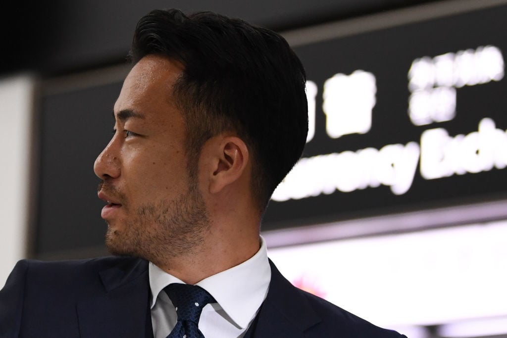 吉田麻也がミズノ本社を訪問！社員総出の歓迎に「この時間にミズノに電話かけた人、すみません」