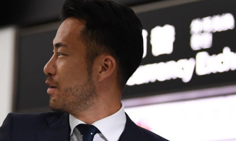 吉田麻也、三浦知良とのディナーで嬉しさ隠せず「ニヤけすぎてる」