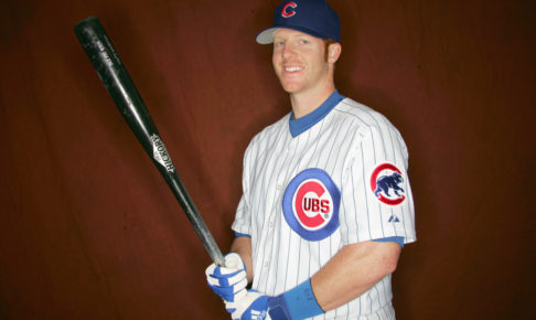 阪神の”神助っ人”マートン、3年ぶりの来日で狩野恵輔と2ショット