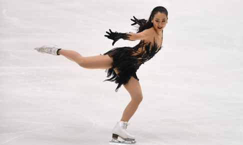 浅田真央、石川佳純との黄金の2ショット公開！妖艶な着物姿に絶賛の声