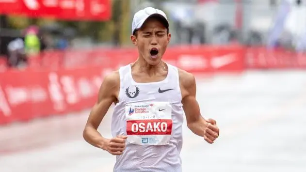 大迫傑が日本新記録を樹立したシカゴマラソン、1〜5位の選手が履いてい