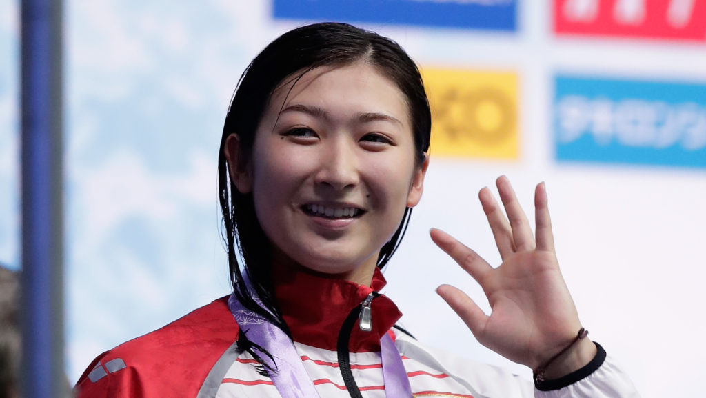 池江璃花子、学校帰りに美容院で10cmの衝動切り……ファン「髪型似合ってる」「制服姿もかわいいい」