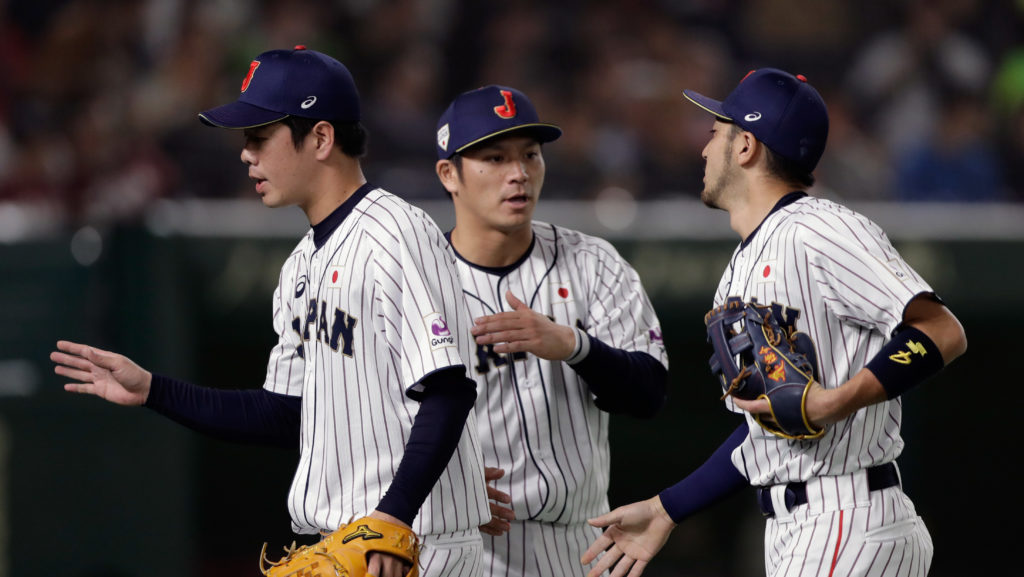 スーツフェチ歓喜!侍ジャパンが選手たちのスーツ姿を公開 スーツフェチ歓喜!侍ジャパンが選手たちのスーツ姿を公開