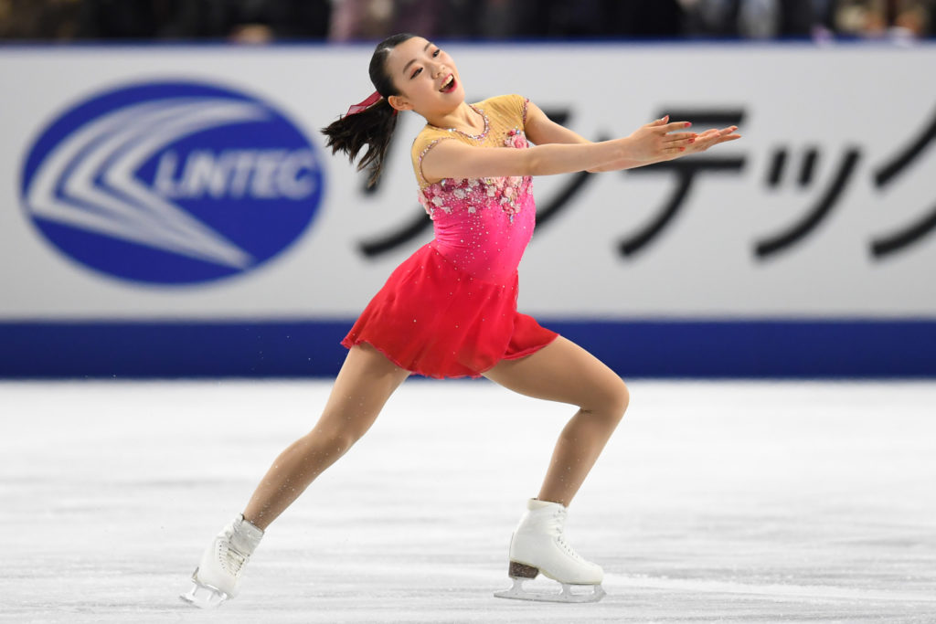 GP連勝の紀平梨花と本田真凜の2ショットにファン歓喜「かわいすぎます、尋常じゃなく」「姉妹みたい」