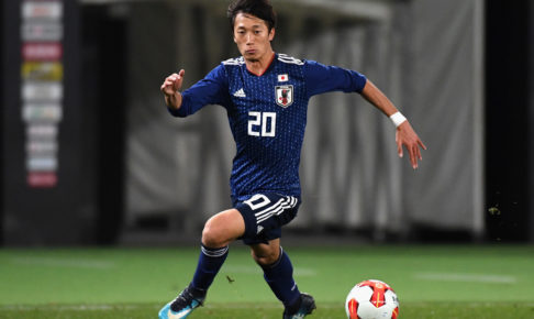 日本代表・室屋成ってどんな人？実力と人間性が評価されてプロ入りを果たした過去