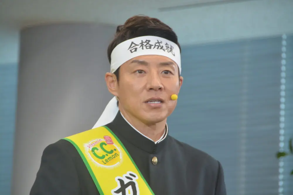 松岡修造が受験生を応援！生徒は実物を前に「身長高くてびっくり