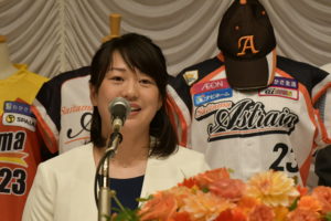 「ヤクルト川端の妹」という看板を背負い続けた川端友紀　女子プロ野球から引退を決めたわけ