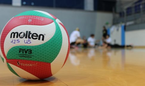 「構って」大山加奈のヨガを邪魔し続ける愛犬・だいずに癒やされるファン続出