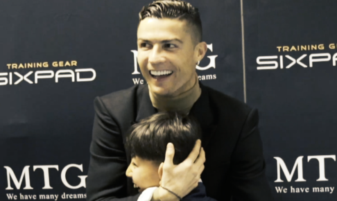 クリスティアーノ・ロナウドのパパとしての素顔…2人の子どもたちの様子が微笑ましい