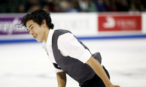 ネイサン・チェン、スーツ姿で姉の結婚式に出席