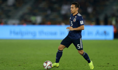 長友佑都、"偉大なキャプテン"長谷部誠を称える「どんな時も整ってた」