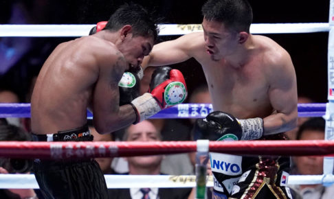 日本人初の4階級制覇の井岡一翔　槙野智章、西川周作らレッズの選手達が祝福