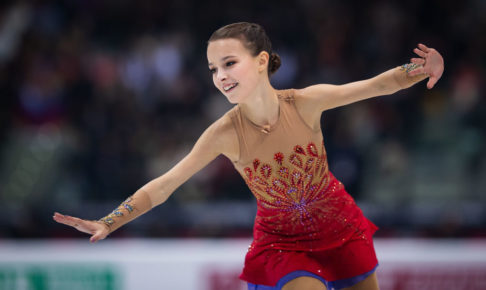 アンナ・シェルバコワがバンケットの様子を公開　羽生結弦やネイサン・チェンとのツーショットも