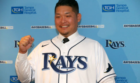 筒香嘉智が入団会見「ヨシと呼んでください」　入団の裏には首脳陣からの熱烈なアプローチ