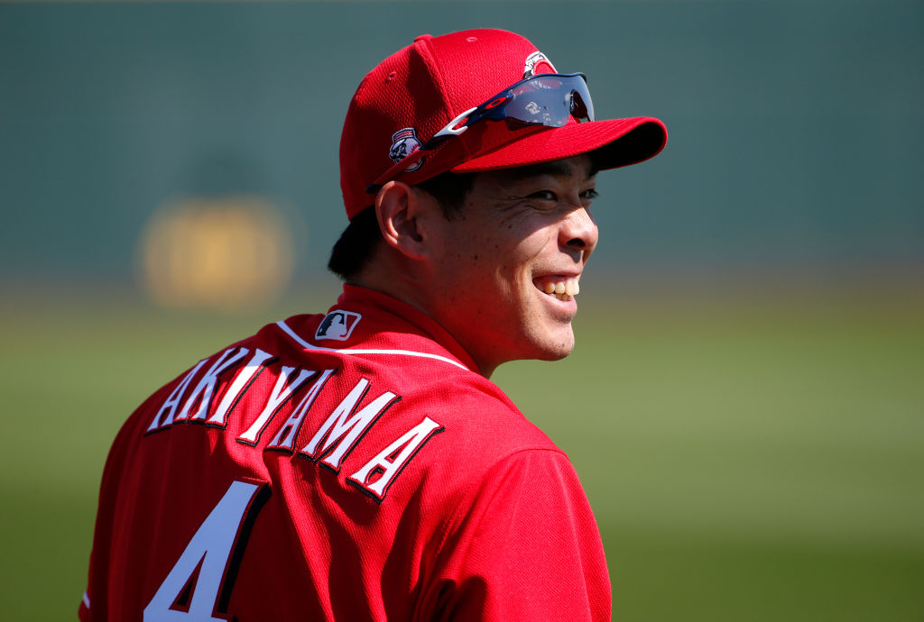 秋山翔吾、緊張のオープン戦デビューも第1打席でヒット「肩の力が抜けた」 秋山翔吾、緊張のオープン戦デビューも第1打席でヒット「肩の力が抜けた」