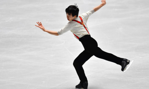 鍵山優真、世界ジュニア選手権は2位　来季からのシニア転向も表明「今のトップの選手みたいになれるように」