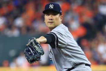 【MLB 優勝決定S】田中将大、第1戦先発の大役で4回まで1安打無失点の快投　ヤ軍は4回に先制！