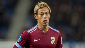 本田圭佑、ベンチ降格へ…新監督が現状を評価せず？