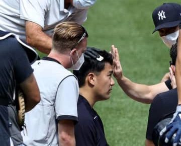ヤンキース田中将大投手、頭部に打球で倒れ込む ⇒ 検査後、「またマウンドに上がれるように頑張ります」とツイート