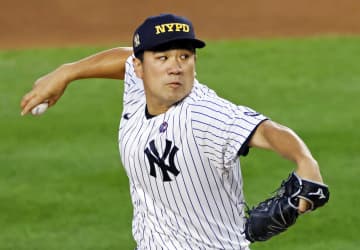 田中将大らが犠牲者を追悼