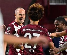 本当に止まらないイニエスタ、2試合連続ゴール　三浦監督「ちょっと次元が違う」