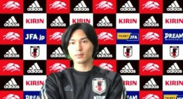 南野拓実、久保建英との共存に好感触「攻撃を活性化させる選手」