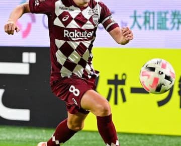 J1神戸イニエスタ、来日最長タイ8試合連続先発へ　三浦監督「活躍に頭下がる」