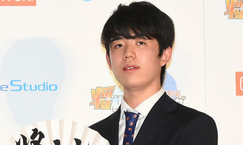 【将棋】藤井聡太二冠、天敵・豊島将之竜王に初勝利を飾りベスト4進出