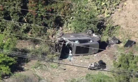 タイガー・ウッズ選手事故　意識あり 速度超過か　マスターズは絶望的