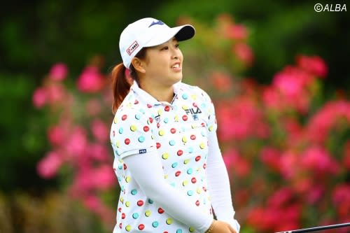 19歳・西郷真央が単独首位発進 渋野日向子は7打差20位 19歳・西郷真央が単独首位発進 渋野日向子は7打差20位