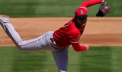 【MLB】大谷翔平、リアル二刀流で渡米後最速タイ163キロ　3回まで4奪三振2安打1失点