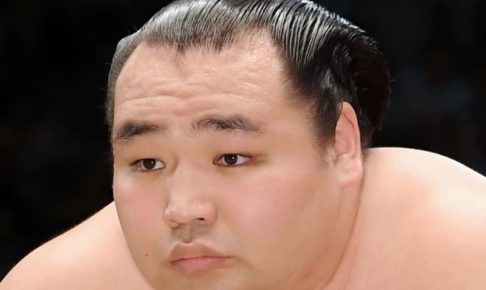 横綱鶴竜が引退　5場所連続休場、再起ならず　歴代10位横綱在位41場所、優勝6度