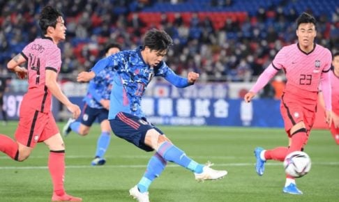 日韓戦　DF山根視来がデビュー戦で初ゴール