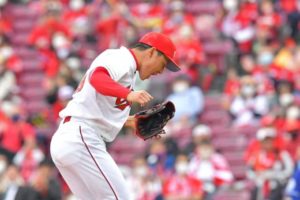 広島・ドラ1栗林　プロ初登板初セーブ「常にこの結果を」03年永川以来の新人クローザー