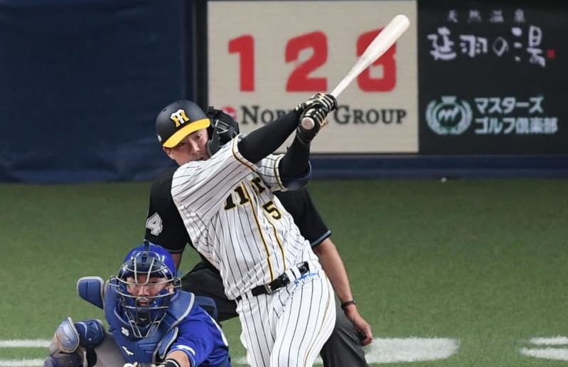 阪神2連勝で2カードぶり勝ち越し 佐藤輝に代わって先発した陽川が決勝打 阪神2連勝で2カードぶり勝ち越し 佐藤輝に代わって先発した陽川が決勝打
