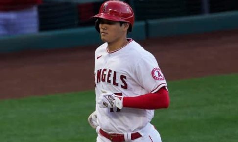 【MLB】大谷翔平、第3打席でメジャートップタイ追撃9号2ラン　先発登板回避も3試合ぶり弾