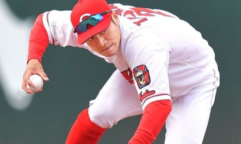 華麗な守備で存在感　広島浮上へ、田中広の巻き返しに期待