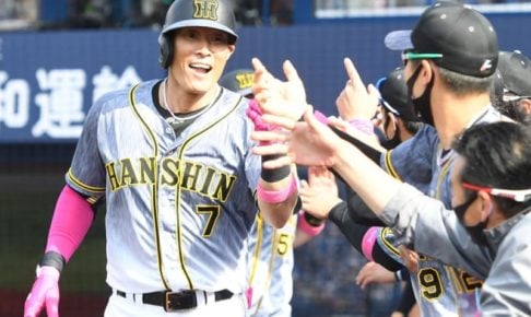 阪神・糸井「いかにピンク色をそろえるかを考えてました」決勝2ラン後のお立ち台で超人節