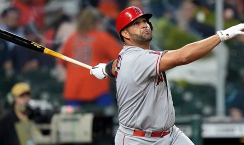 プーホルスがウエーバー通過でFAに　獲得球団は現れるのか